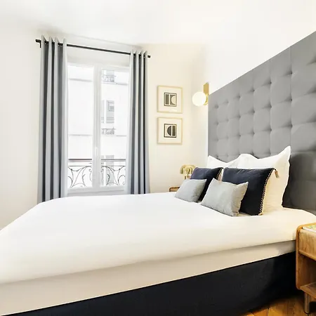 Livinparis - Luxury Ac 4 Bedrooms Opera Lafayette Ii Apartment Paris