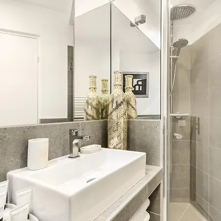 Livinparis - Luxury Ac 4 Bedrooms Opera Lafayette Ii Paris