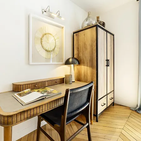 Livinparis - Luxury Ac 4 Bedrooms Opera Lafayette Ii Apartment Paris