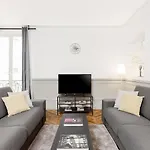 Livinparis - Luxury 4 Bedrooms Opera Lafayette II